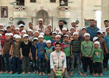 Dagirkeriya dewleta Tirk li Efrînê ‘perwerdeya DAÎŞ’ê dide!