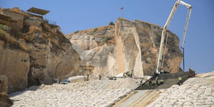 Li Heskîfê dîrok tê beton kirin!