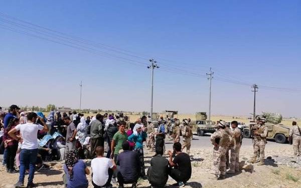 Şêniyên Mexmûrê li dijî dagirkeriya Tirk û dorpêça PDK’ê dimeşin