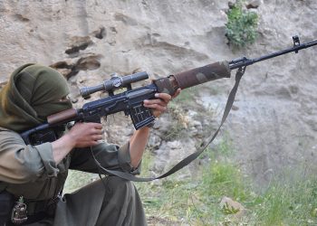 Ji Pênûsa Gerîlla: Ji cenga azadiyê nemînin!