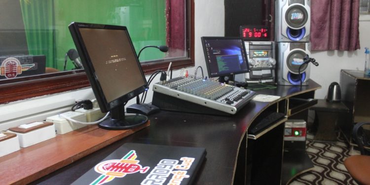 Radyoya Dengê Cudî dest bi weşana xwe ya nû kir