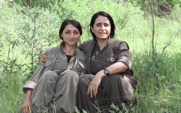 Komalên Jinên Ciwan Amara Gabar bi bîr anî