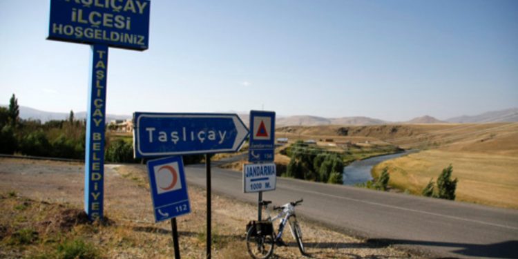 Li Avkevirê 4 kes hatin binçavkirin