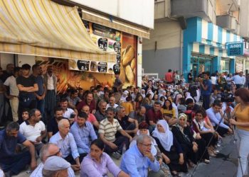 Berxwedana Amedê di roja 11’an de didome!