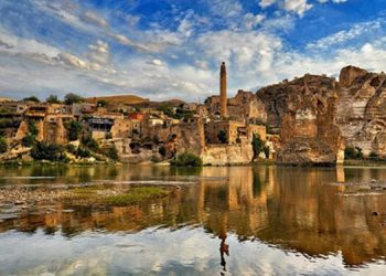 ‘Ji bo Heskîfê tiştekî bike, bêje, xêzbike’