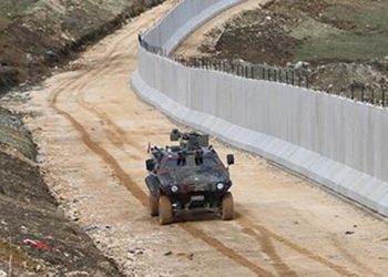 ANALÎZ – Her tişt li ser masê ye