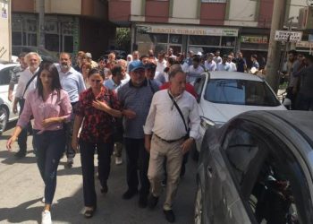 Gelê Nisêbînê li dijî qeyûman daketin kolanan