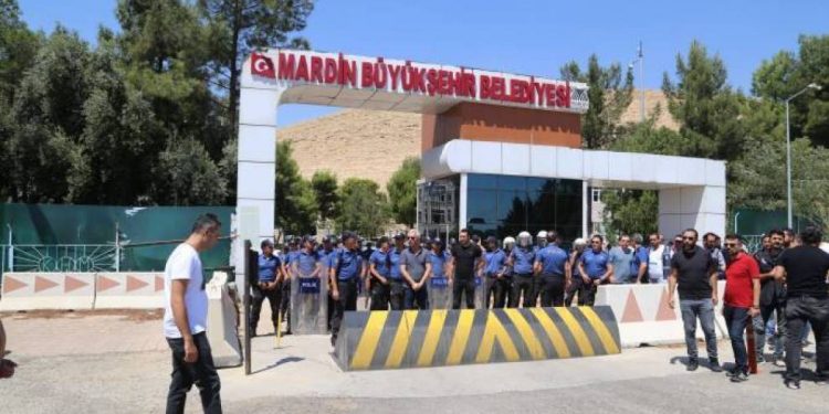 Qeyûmê Mêrdînê jî di 1’ê Nîsanê de ketiye nav tevgerê