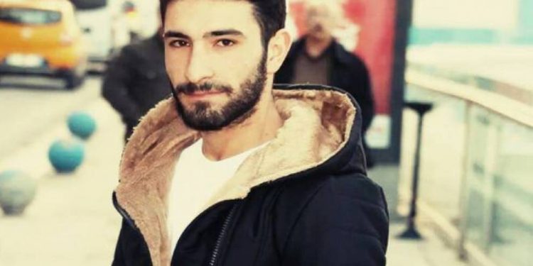 Haşem Tîlaver ku Îranê ew qetilkiribû li gundê xwe hat definkirin