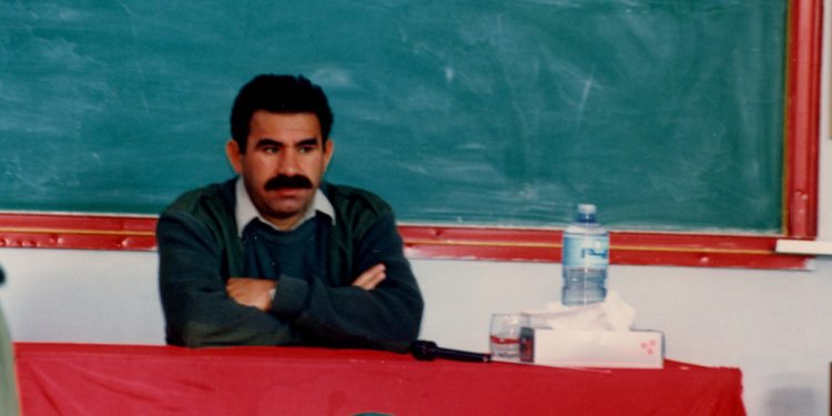 NIRXANDIN – Mirov di hêza atomê de behreyek e