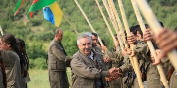 Karayilan: “Qîrîna vî ciwanê me li kolanên Amedê bangeke ji bo hemû ciwanên Kurd e”