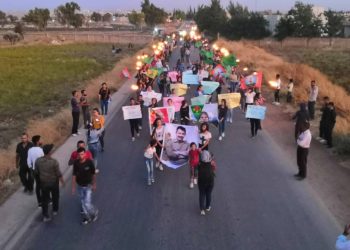 Yekîtiya Jinên Ciwan li Şehbayê li dijî gefên dewleta dagirker a tirk meşiyan