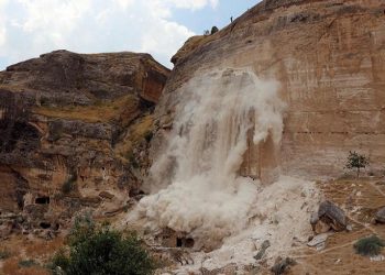 ANALÎZ – Qirş û Qal