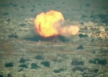 Bi berxwedana HRE’ê çeteyên dagirker li Şerayê têk çûn: Çete rasthatî topan diavêje