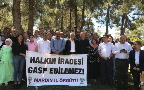 Li Wanê Nobeda Demokrasiyê di roja 17’an de ye