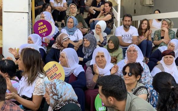 Gelê Amed ê 22 roj in li ber xwe didin: “Em ê bi ser bikevin”