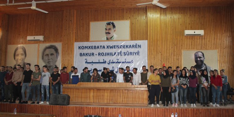 Komxebata Xwendekaran bi daxuyaniya girseyî bi dawî bû