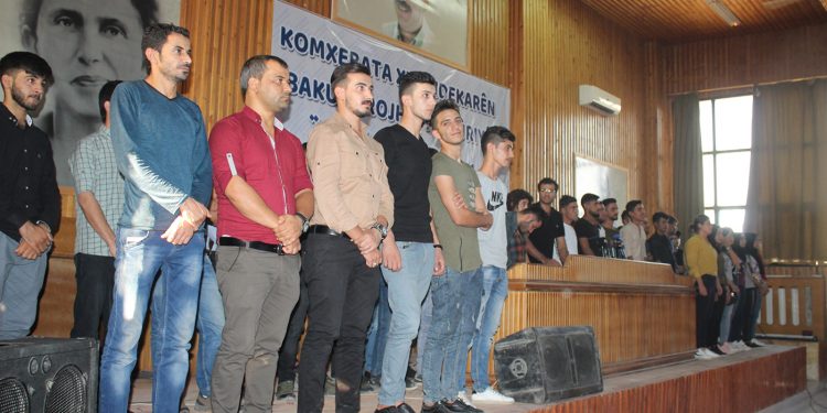 Komxebata Xwendekaran bi daxuyaniya girseyî bi dawî bû