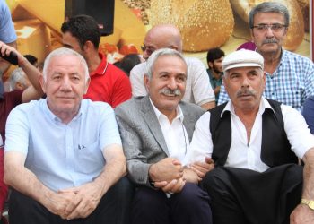 Berxwedana Amedê di roja 27’an de didome