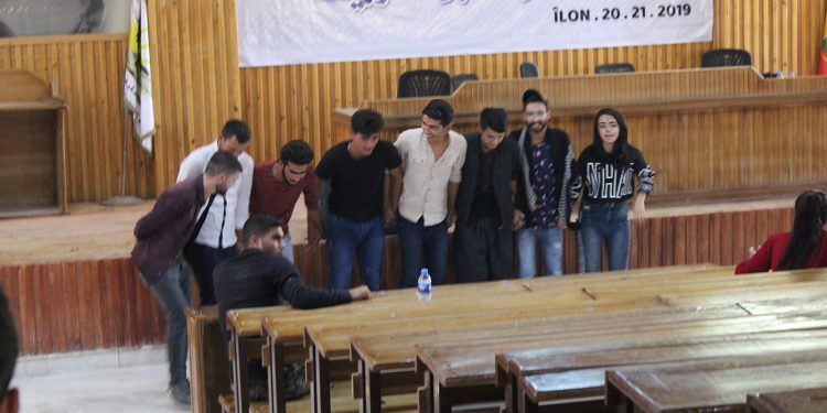 Li Qamişlo Komxebata Xwendekaran didome