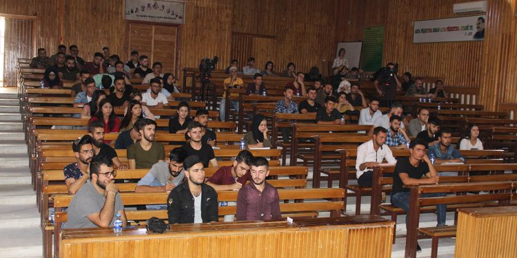 Li Qamişlo Komxebata Xwendekaran didome