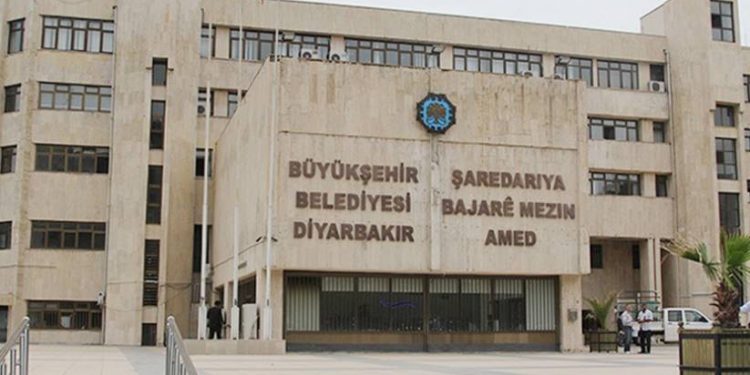 Qeyûmê dagirker Meclisa Şaredariyê qebûl nekir