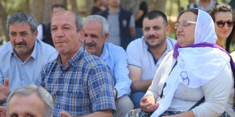 Berxwedana li dijî qeyûman li Mêrdinê di roja 15’an de didome