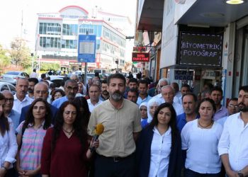 Gelê Wanê: ‘Heta qeyûm bên qewirandin em ê têbikoşin’