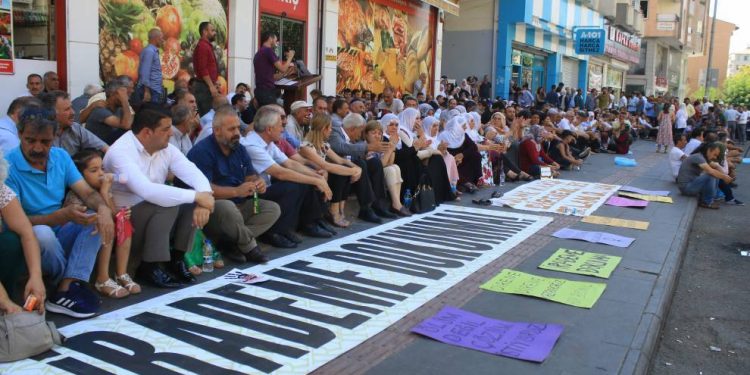 Berxwedana li Amedê didome: Em ê serî netewînin!