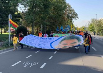 Roja 2’emîn a Meşa Dirêj ya Ciwanan ji Troîsdorfê heta Kolnê destpê kir