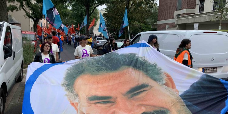 Meşa dirêj di roja dawî de ye