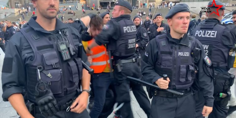 Polîsên Elman ê faşîst êrîş birin ser çalakvanên Meşa Dirêj