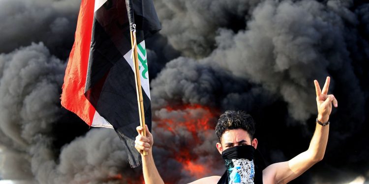 Xwepêşandanên li Iraqê didomin: Herî kêm 18 kes mirin