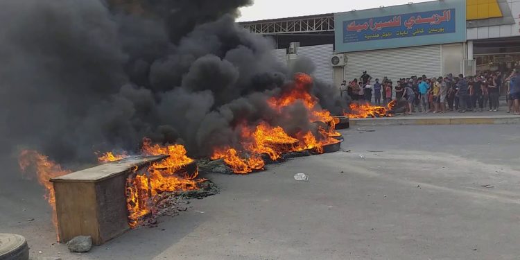 Xwepêşandanên li Iraqê didomin: Herî kêm 18 kes mirin