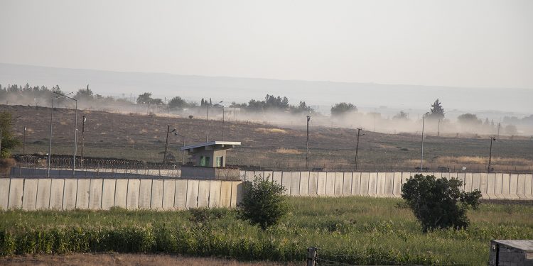 Rewşa li ser sinorê Kobanê