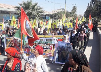 Li dijî dagirkeriyê Gelê Qamişlo daketin qadan