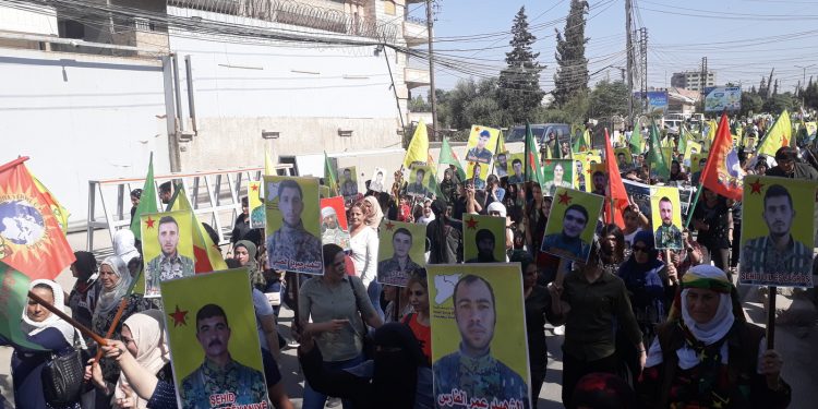 Li dijî dagirkeriyê Gelê Qamişlo daketin qadan