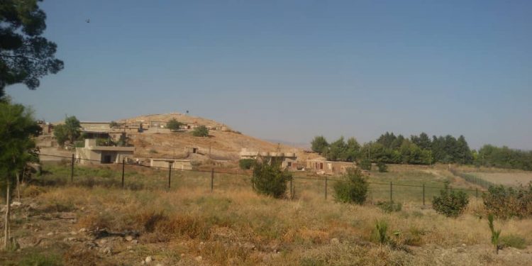 Artêşa Tirk a dagirker girek dîrokî li gundewarê Tirbespiyê topbaran kir