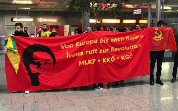 Ciwanan li balafirgeha Dusseldorfê çalakiyek kirin