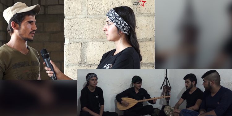 Ciwanên Qamişlo di çeperên şer ên li ser sinor cihê xwe digrin