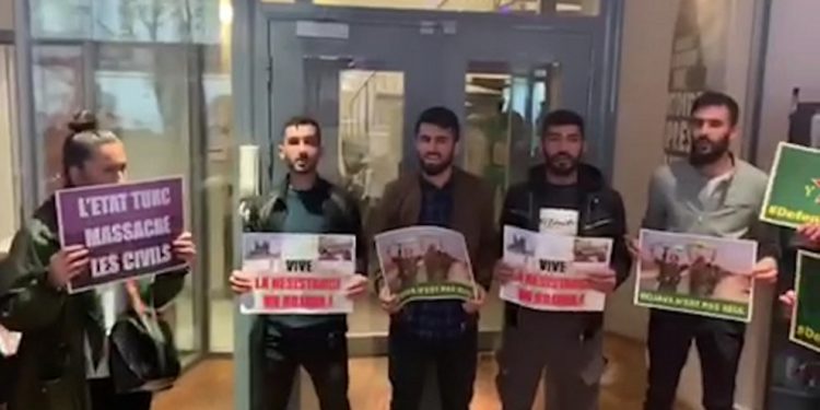 Ciwanan li buroya Rêxistina Efrûyê ya Navneteweyî çalakî kirin