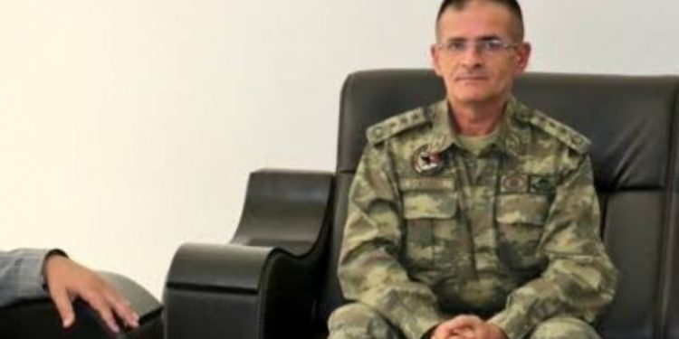 Serkêşê dagirkeriyê, fermandarê sînor Albay Kaya birîndar bû