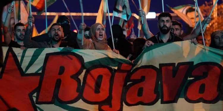 Platforma Defend Rojava ji bo çalakiyan bang kir
