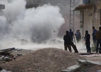 Li Serêkaniyê artêşa Tirk a dagirker bi sûîkastê li sivîlan dide