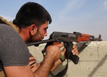 Li gundên rojavayê Kobanê şerê dijwar rû didin