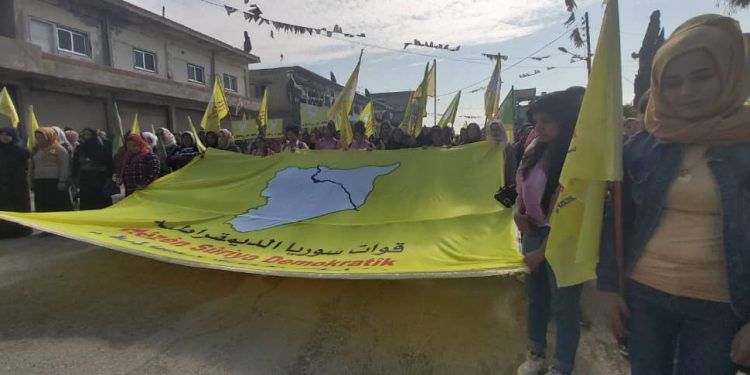 Gelê Dêrikê jî ji bo piştgiriya QSD’ê daketin qadan