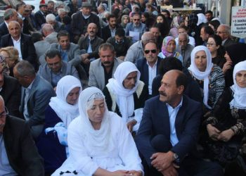 Li Wanê roja 43’emîn: Gelê Kurd wê bi ser keve