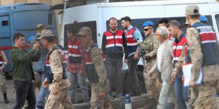 Hevşaredarê Amedê Selçûk Mizrakli hat girtin