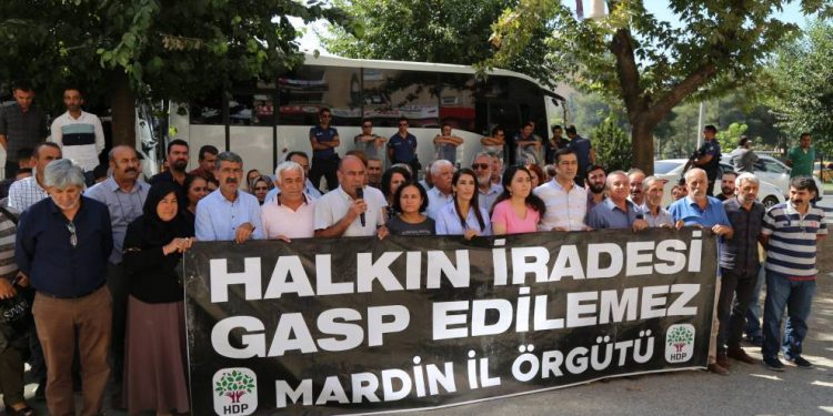 Berxwedan li Mêrdînê didome: Em ê dawî li dagirkeriyê bînin!