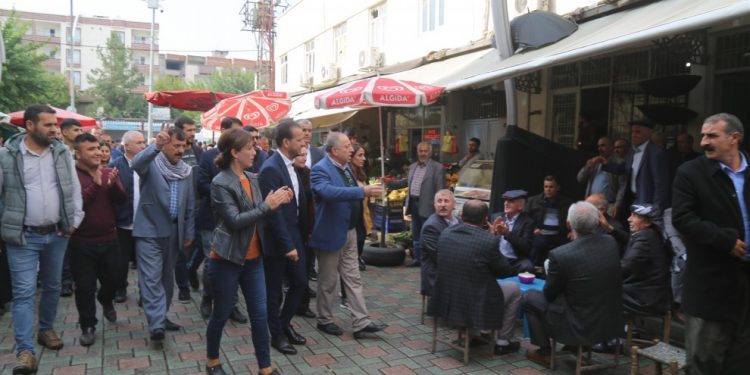 Li Cizîrê protestoya qeyûm